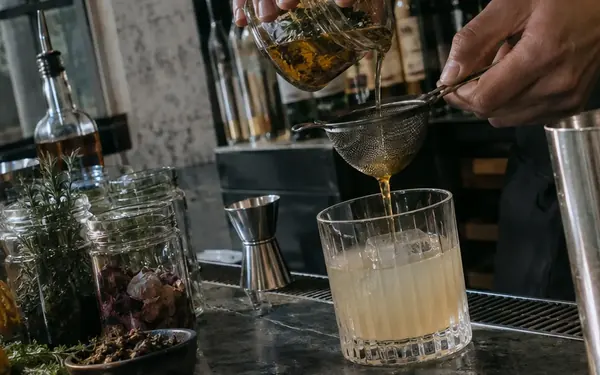 Demystifying Fat-Washing and Botanical Infusions in Modern Mixology